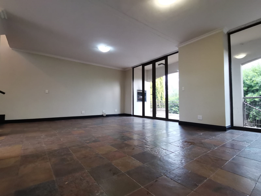 To Let 3 Bedroom Property for Rent in Woodland Hills Free State